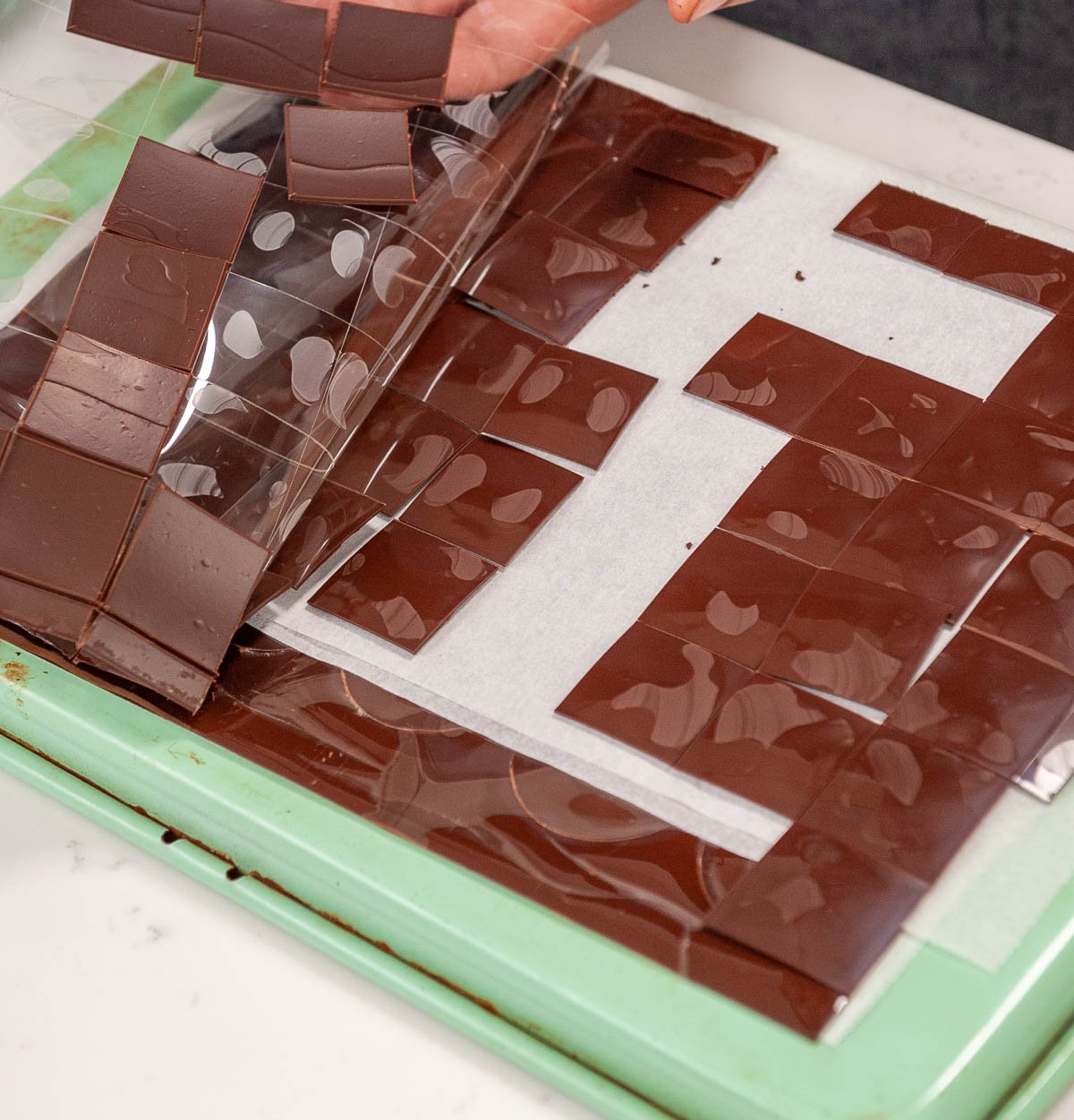 removing chocolate squares from acetate