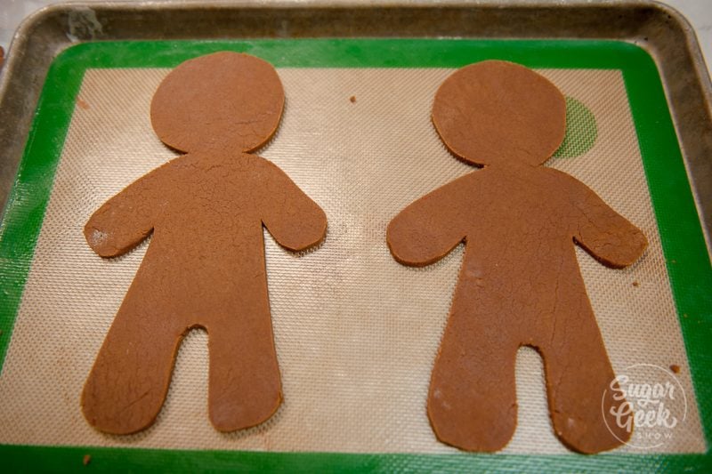 giant gingerbread man cookies