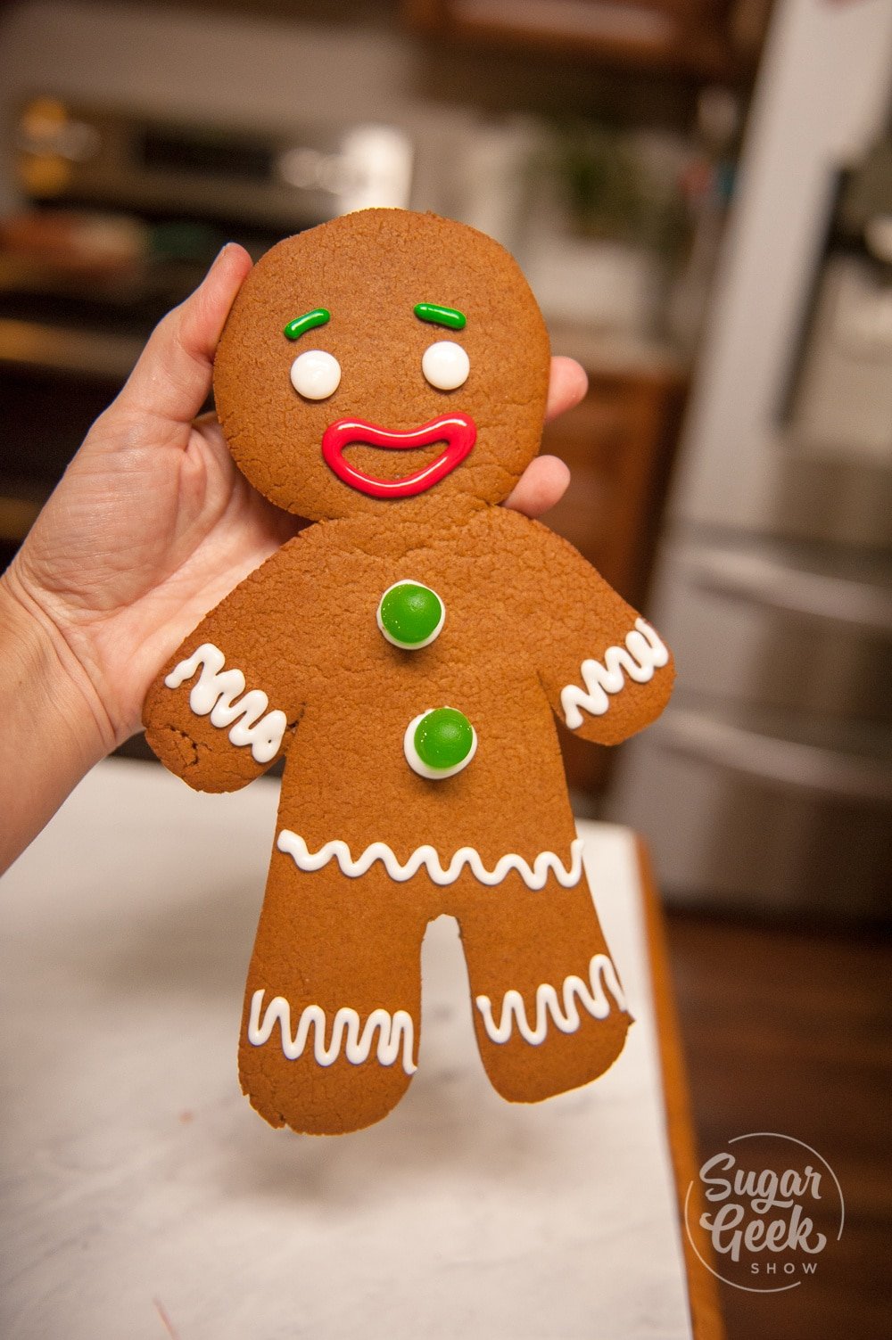 giant gingerbread man cookie 
