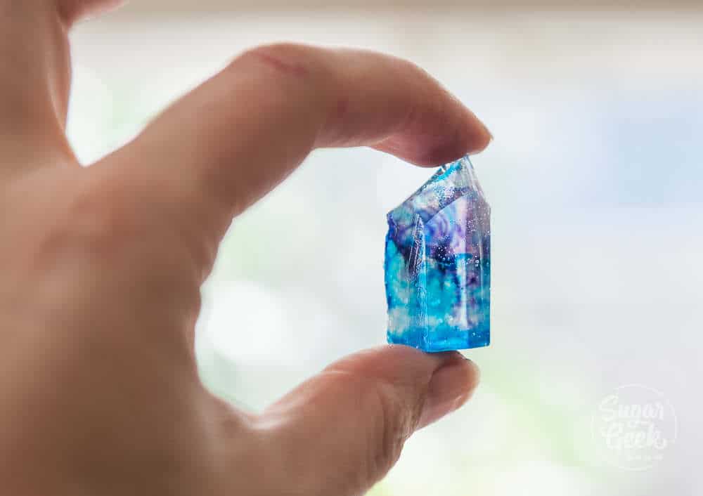 cut kokakutou into crystal shape