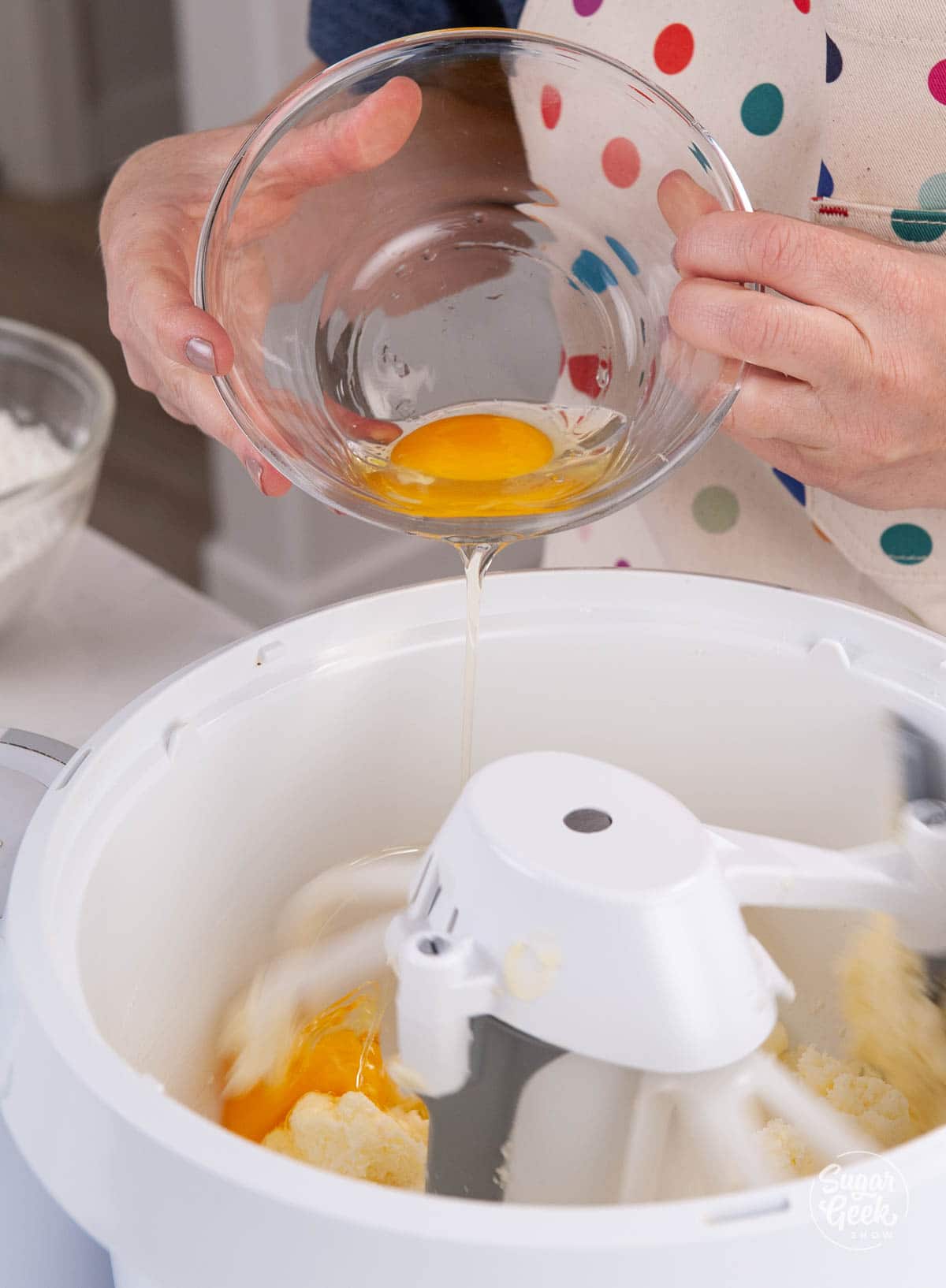 adding eggs to pound cake ingredients